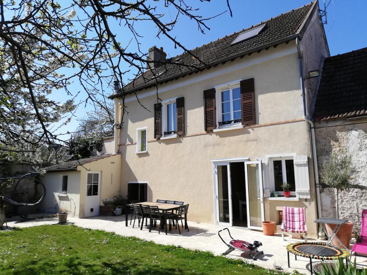 Celine'Home Saint-Germain-sur-Morin Eksteriør billede