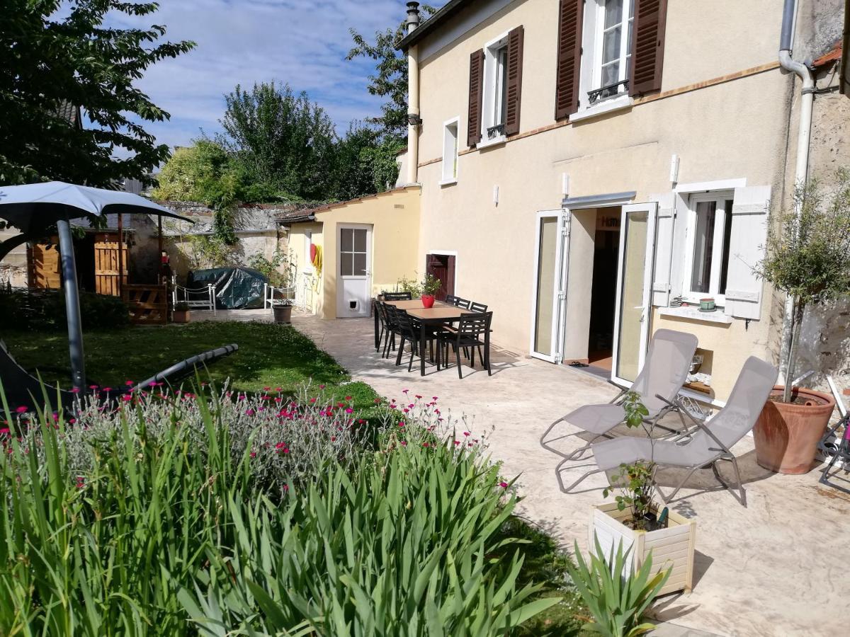 Celine'Home Saint-Germain-sur-Morin Eksteriør billede